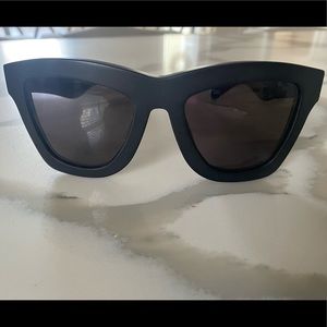 Valley Eyewear DB sunglasses with case in excellent condition. Only worn twice.